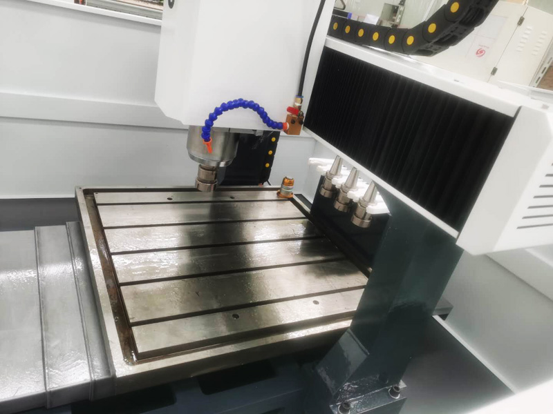 Automatic tool changer
