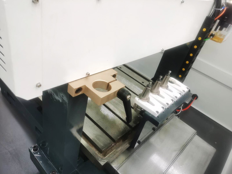 Automatic tool changer